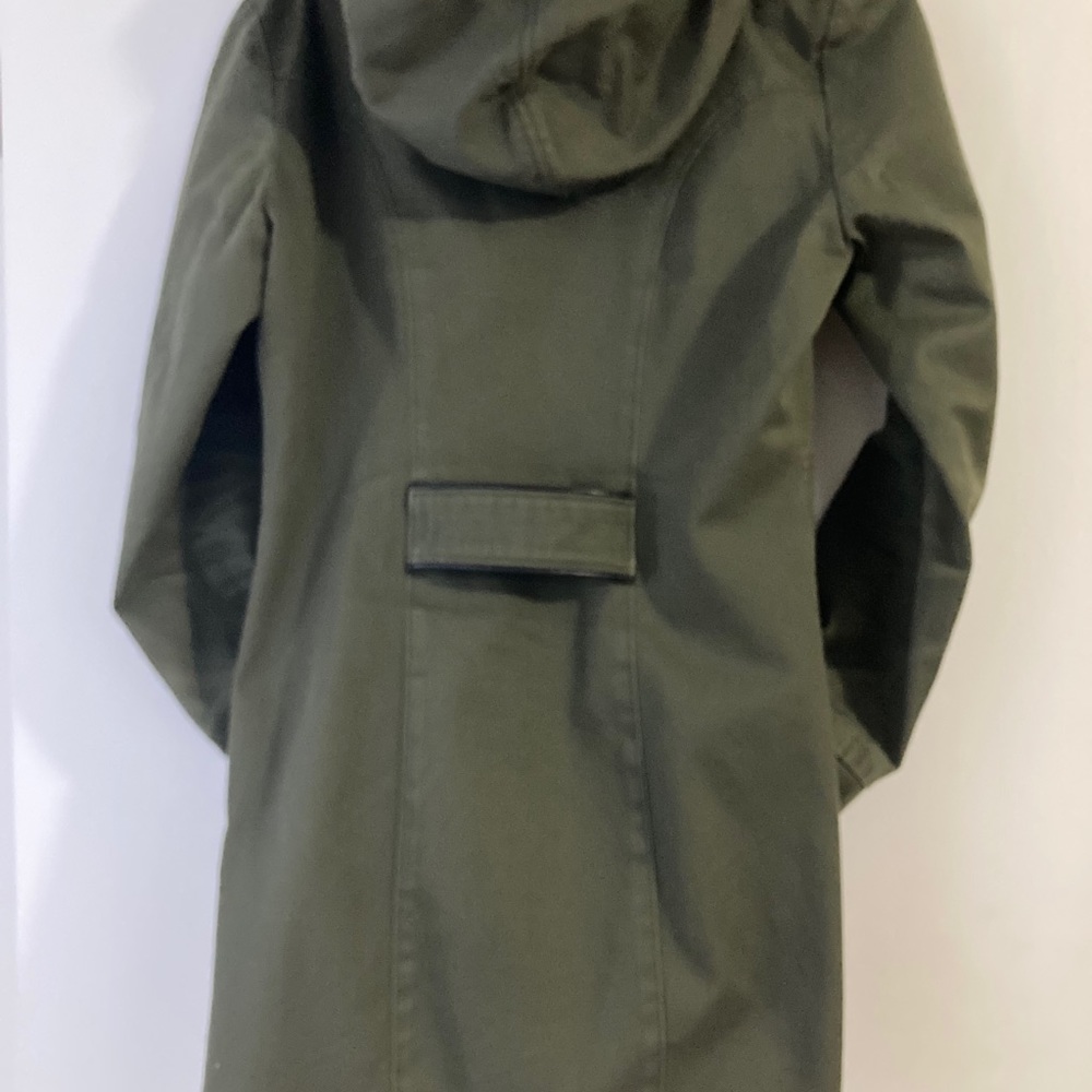 Coat - Picture 3 of 11